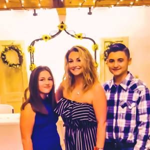 Meet your Posher, Lydia